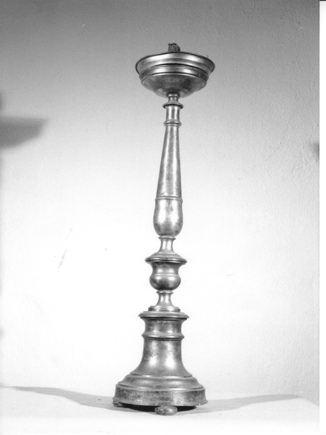 candeliere, serie - bottega Italia settentrionale (seconda metà sec. XIX)