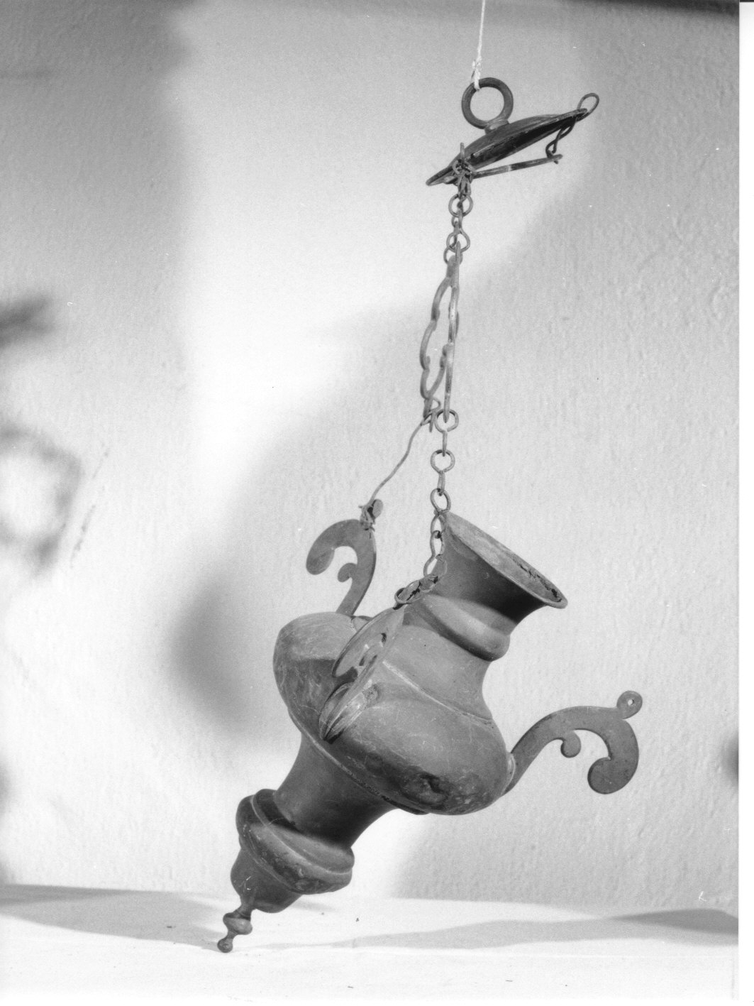 lampada pensile, opera isolata - bottega genovese (sec. XVII)