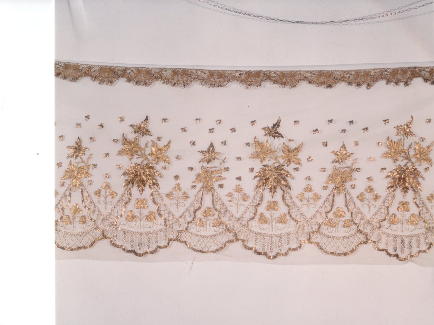 tovaglia d'altare, opera isolata - manifattura genovese (prima metà sec. XX)