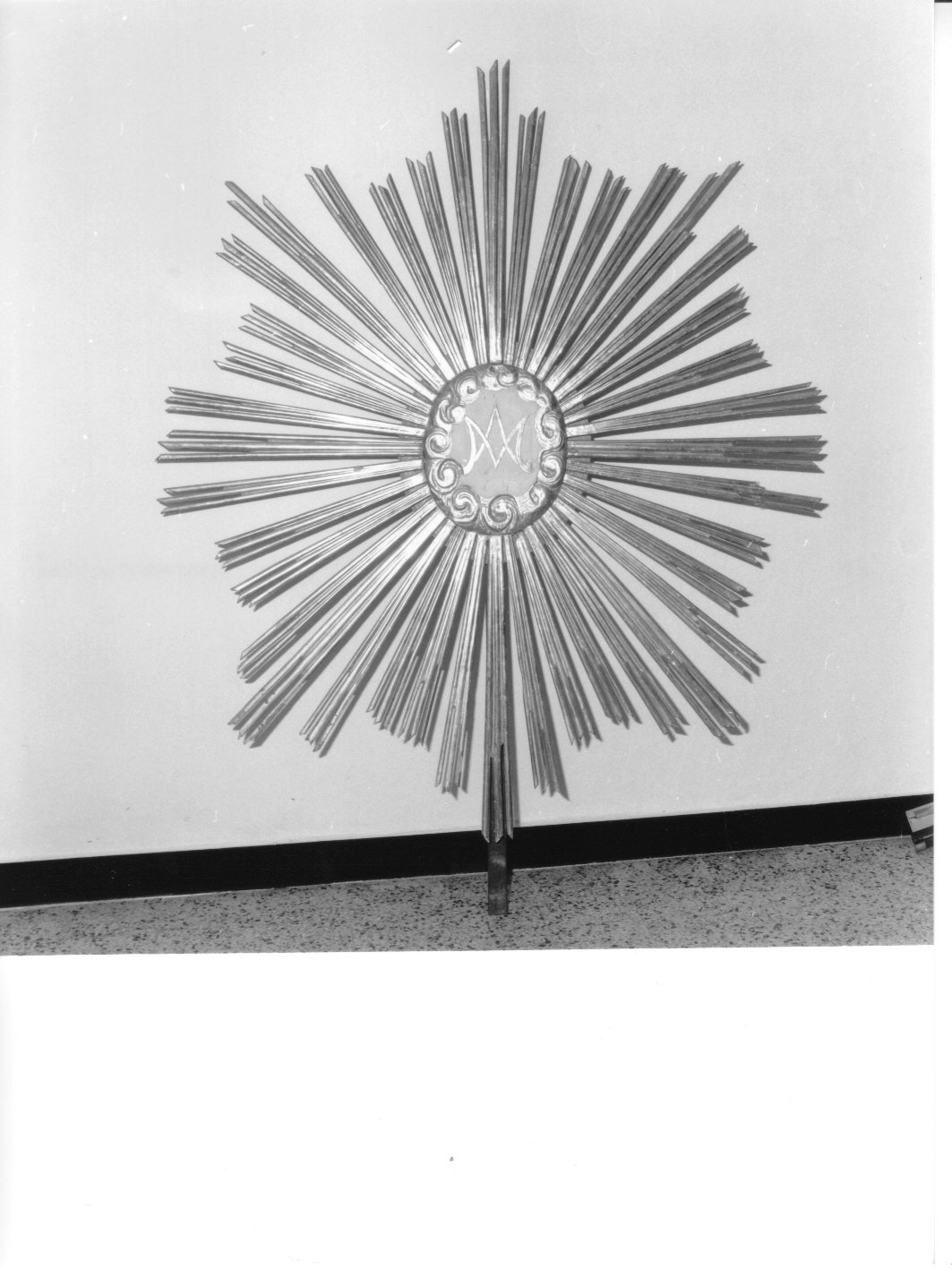 monogramma mariano (raggiera, opera isolata) - bottega genovese (sec. XIX)