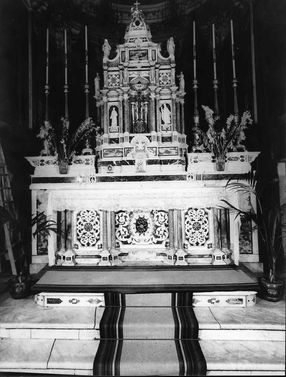 altare maggiore, insieme - bottega ligure (sec. XVIII)