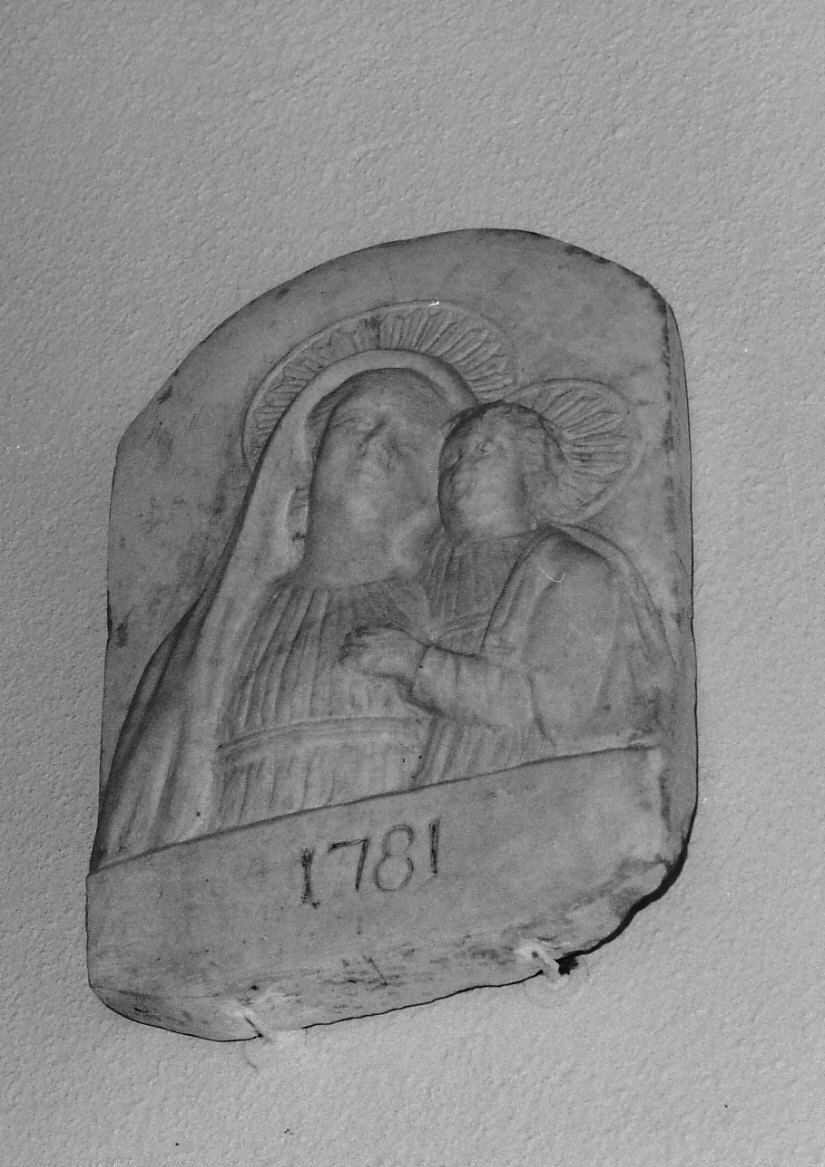 Madonna con Bambino (rilievo, opera isolata) - bottega ligure (sec. XVIII)