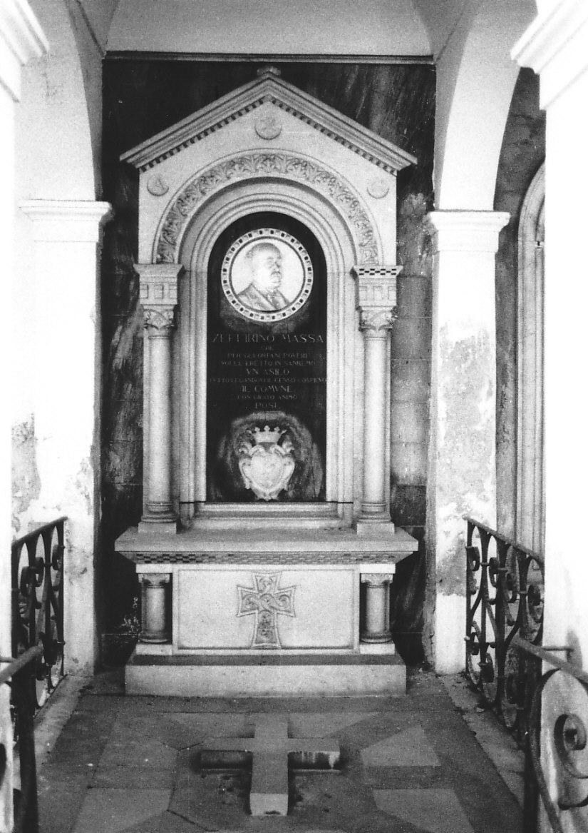 edicola, opera isolata di Ghersi Filippo (inizio sec. XX)