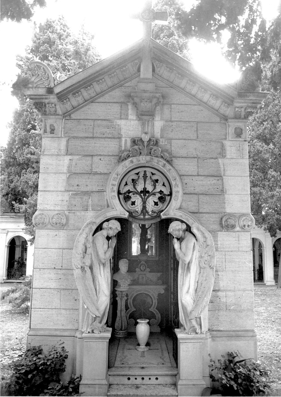 monumento funebre - a cappella, opera isolata - bottega italiana (sec. XX)