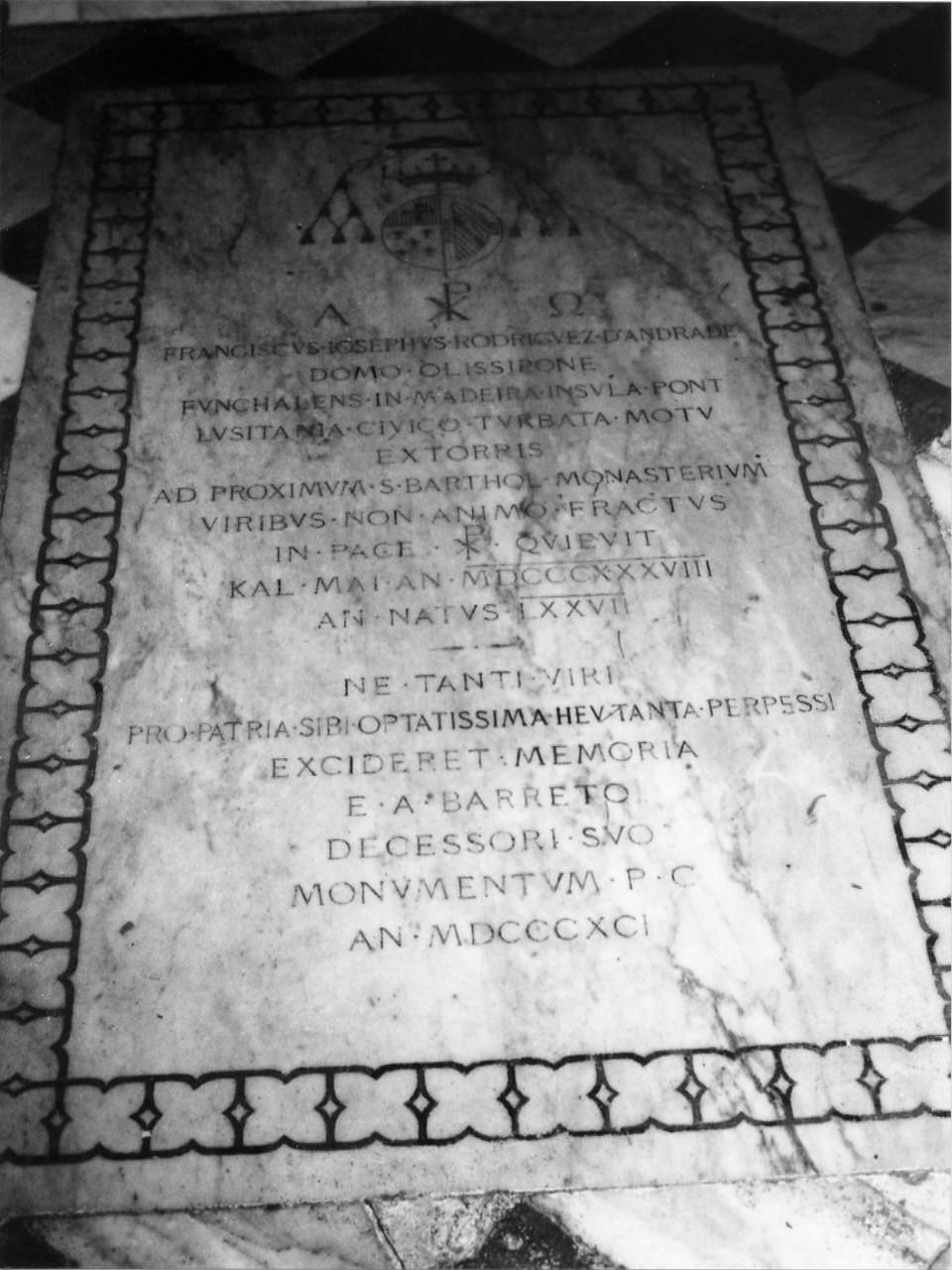 lapide tombale, opera isolata di Roncallo Pietro (sec. XIX)