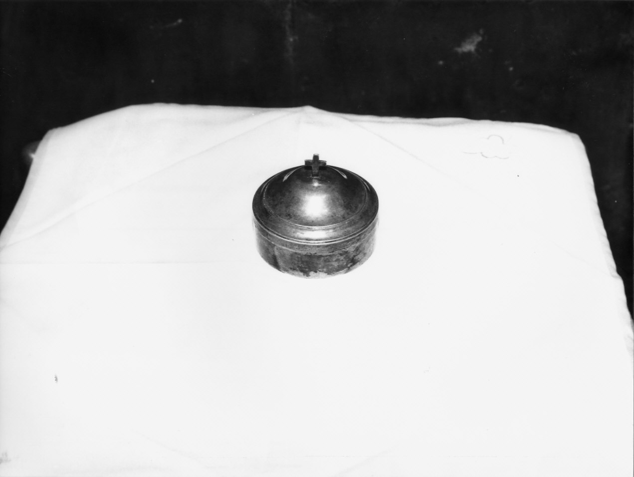 pisside da viatico, opera isolata - manifattura genovese (sec. XIX)