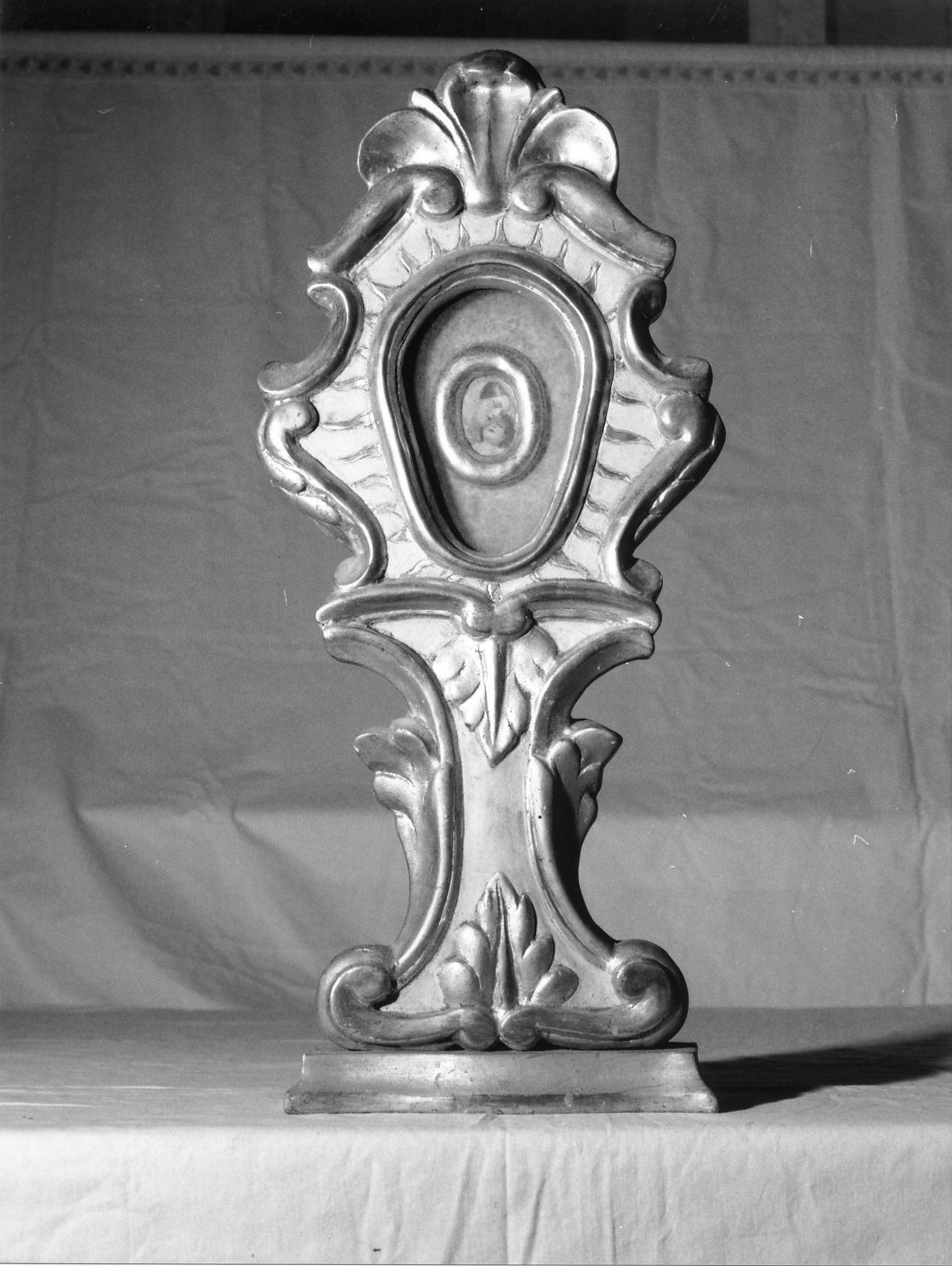 reliquiario - a ostensorio, serie - manifattura genovese (seconda metà sec. XVIII)