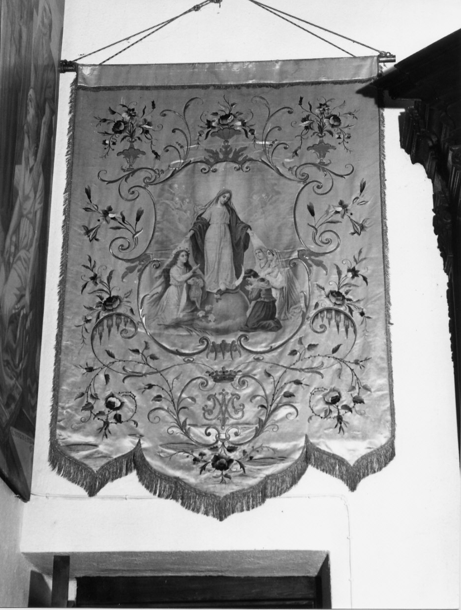 Madonna Immacolata con Sant'Agnese e Figlie di Maria (stendardo processionale, opera isolata) - manifattura genovese (fine/inizio secc. XIX/ XX)