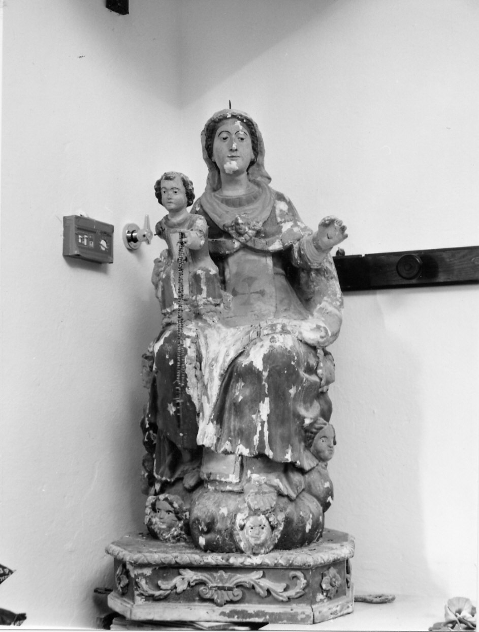Madonna del riscatto, Madonna con Bambino (statua, opera isolata) - ambito genovese (terzo quarto sec. XVI)