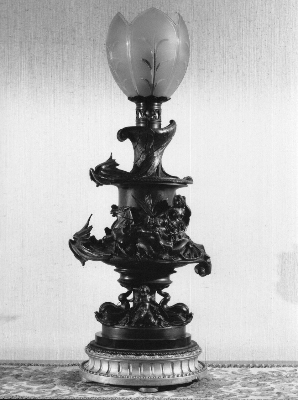 Nettuno e Galatea (lampada da tavolo, opera isolata) - bottega italiana (secc. XIX/ XX)