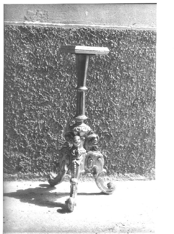 candeliere d'altare, opera isolata - bottega ligure (fine/inizio secc. XIX/ XX)