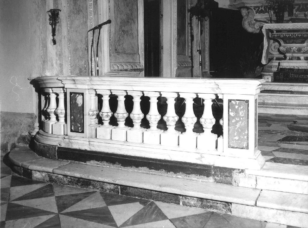 balaustrata, coppia - bottega ligure (secondo quarto sec. XVIII)