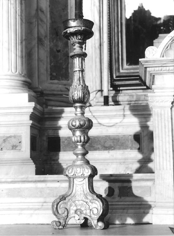 candeliere d'altare, serie - bottega ligure (seconda metà sec. XVIII)