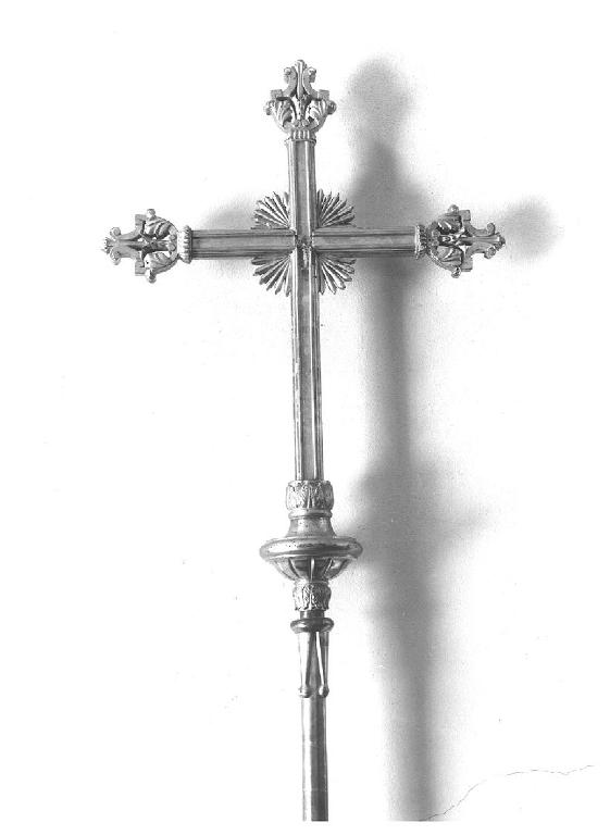 croce processionale, opera isolata di Carpi Luigi (sec. XX)