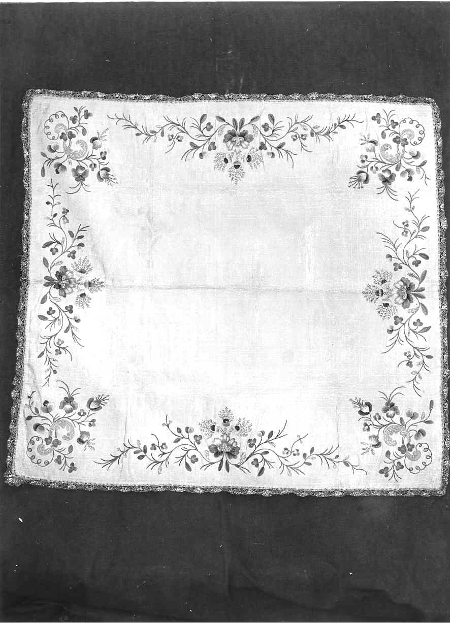 velo di calice, opera isolata - manifattura genovese (prima metà sec. XVIII, sec. XIX)