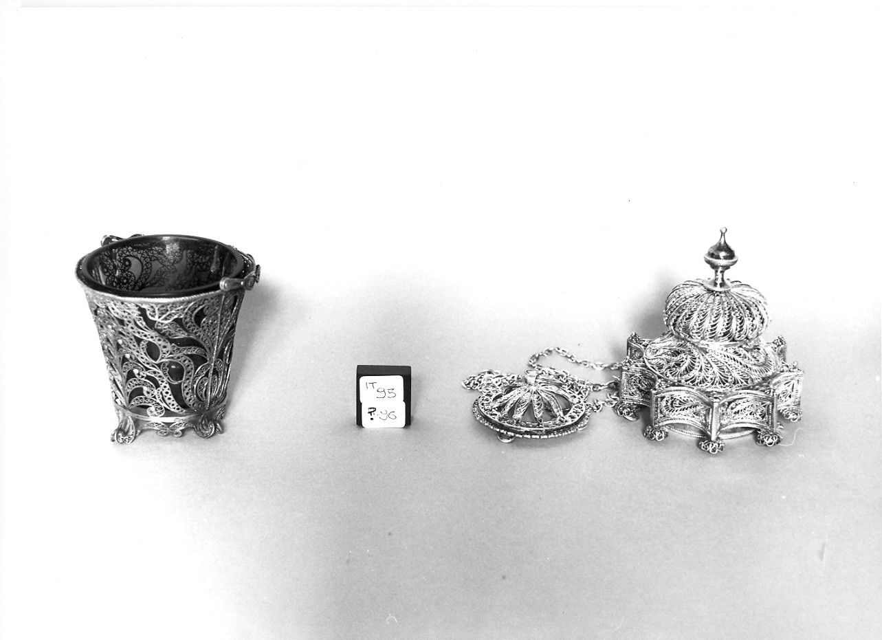 portalampada, opera isolata - bottega Europa occidentale (fine sec. XIX)