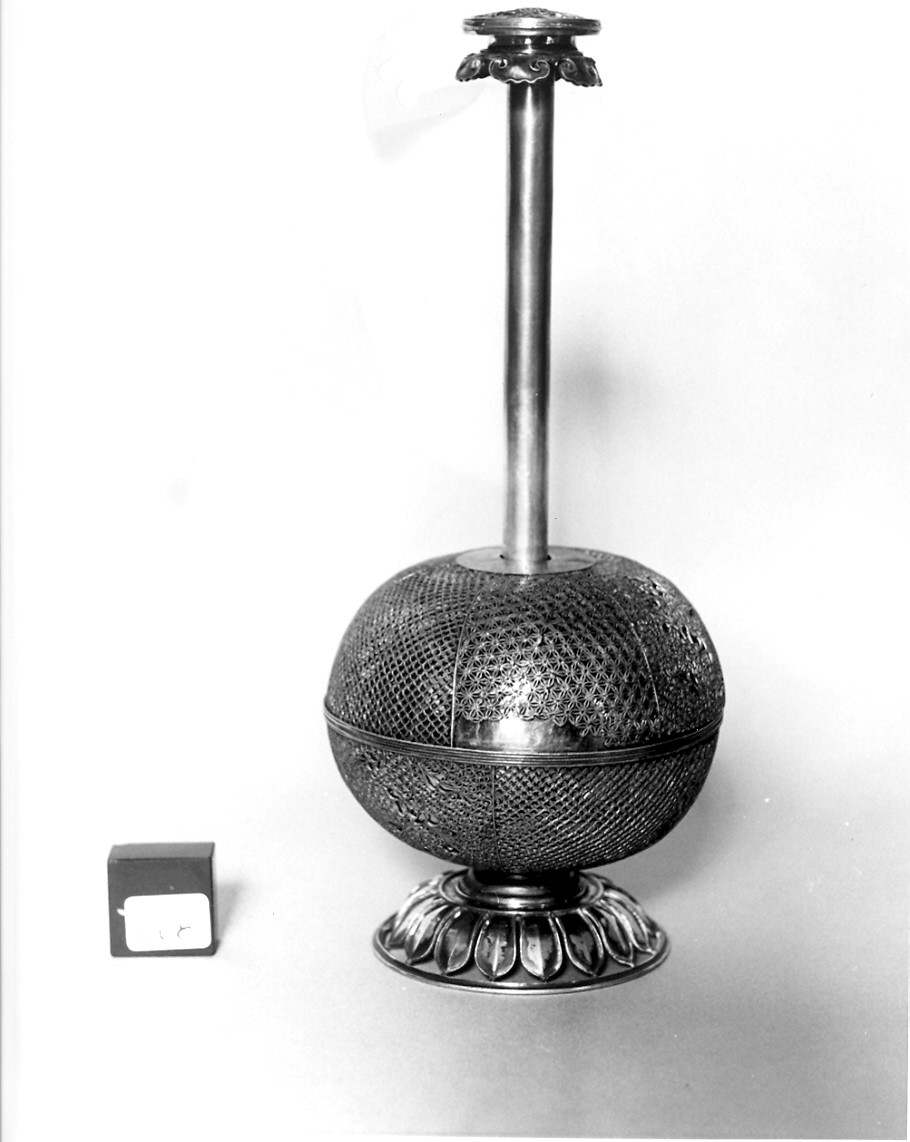 vaso, opera isolata - bottega cinese (sec. XVIII)