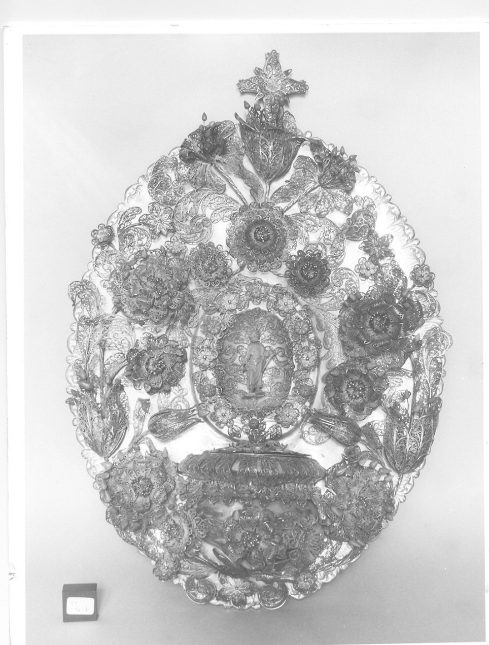 acquasantiera da parete, opera isolata - bottega Italia meridionale (fine/inizio secc. XVII/ XVIII)