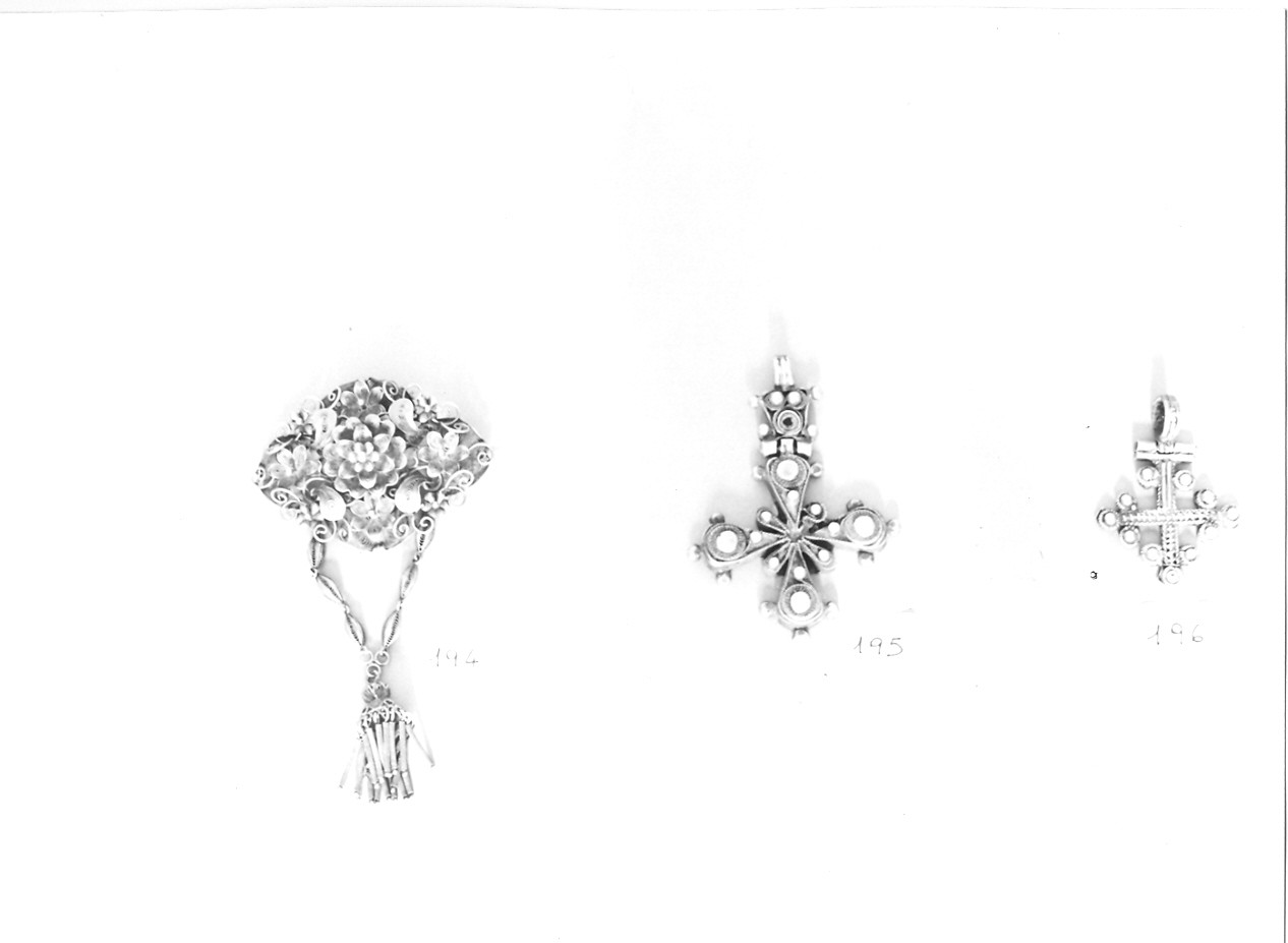 spilla, opera isolata - bottega italiana, bottega ligure (seconda metà sec. XIX)