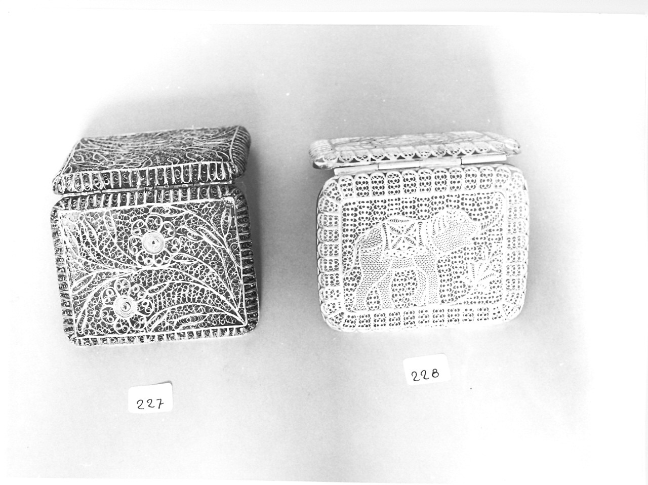 portasigarette, opera isolata - bottega italiana (fine/inizio secc. XIX/ XX)