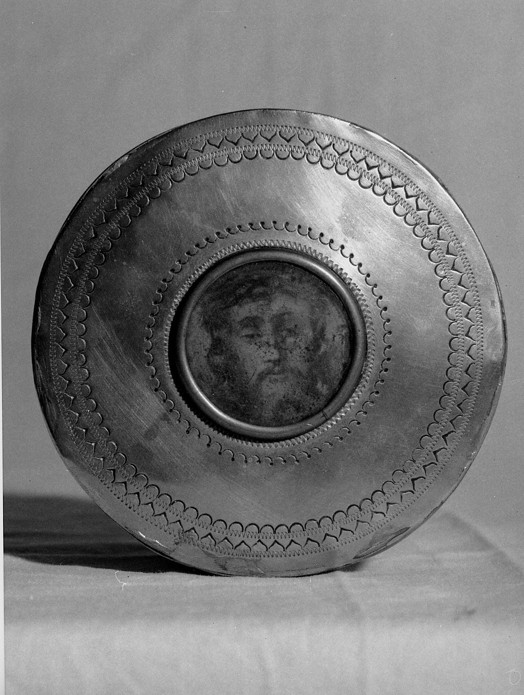 scatola per ostie, opera isolata - bottega ligure (sec. XX)