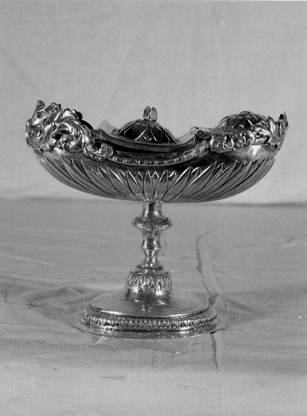 navicella portaincenso, opera isolata - bottega genovese (sec. XIX)