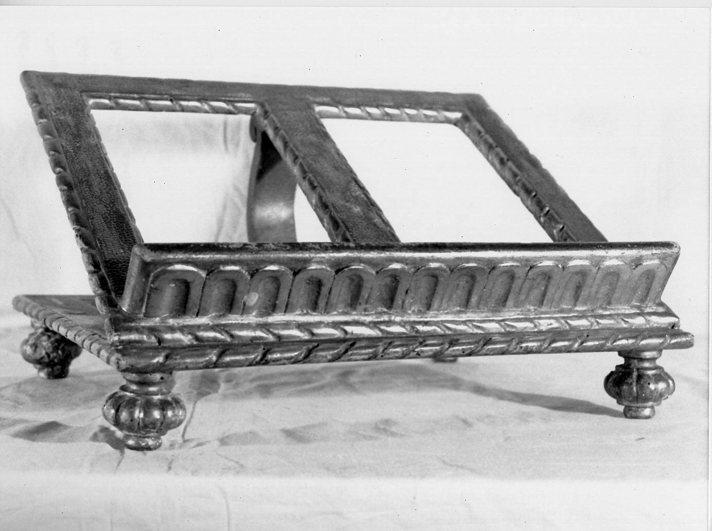 leggio, opera isolata - bottega genovese (prima metà sec. XIX)