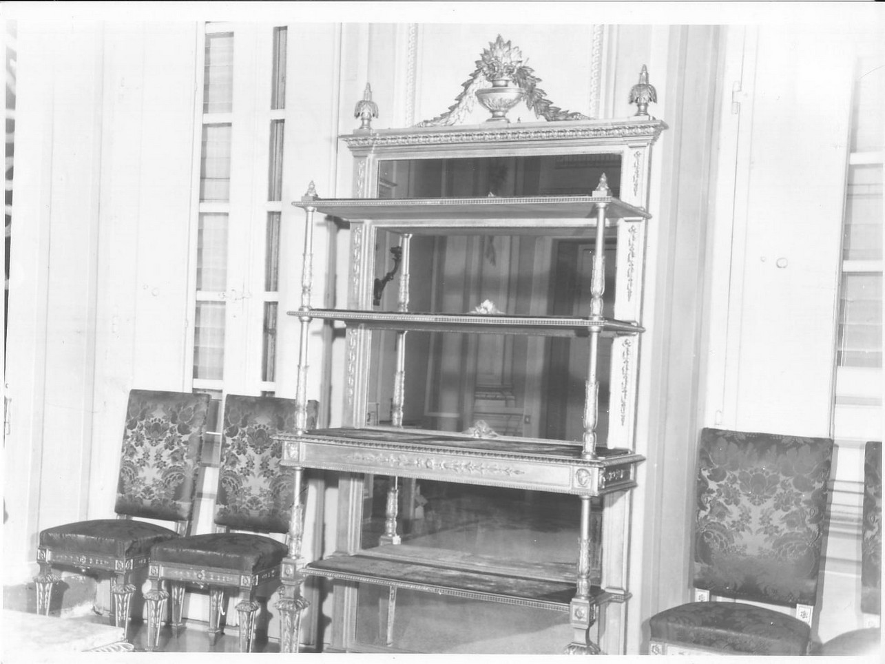 étagère, opera isolata - bottega ligure (prima metà sec. XIX)