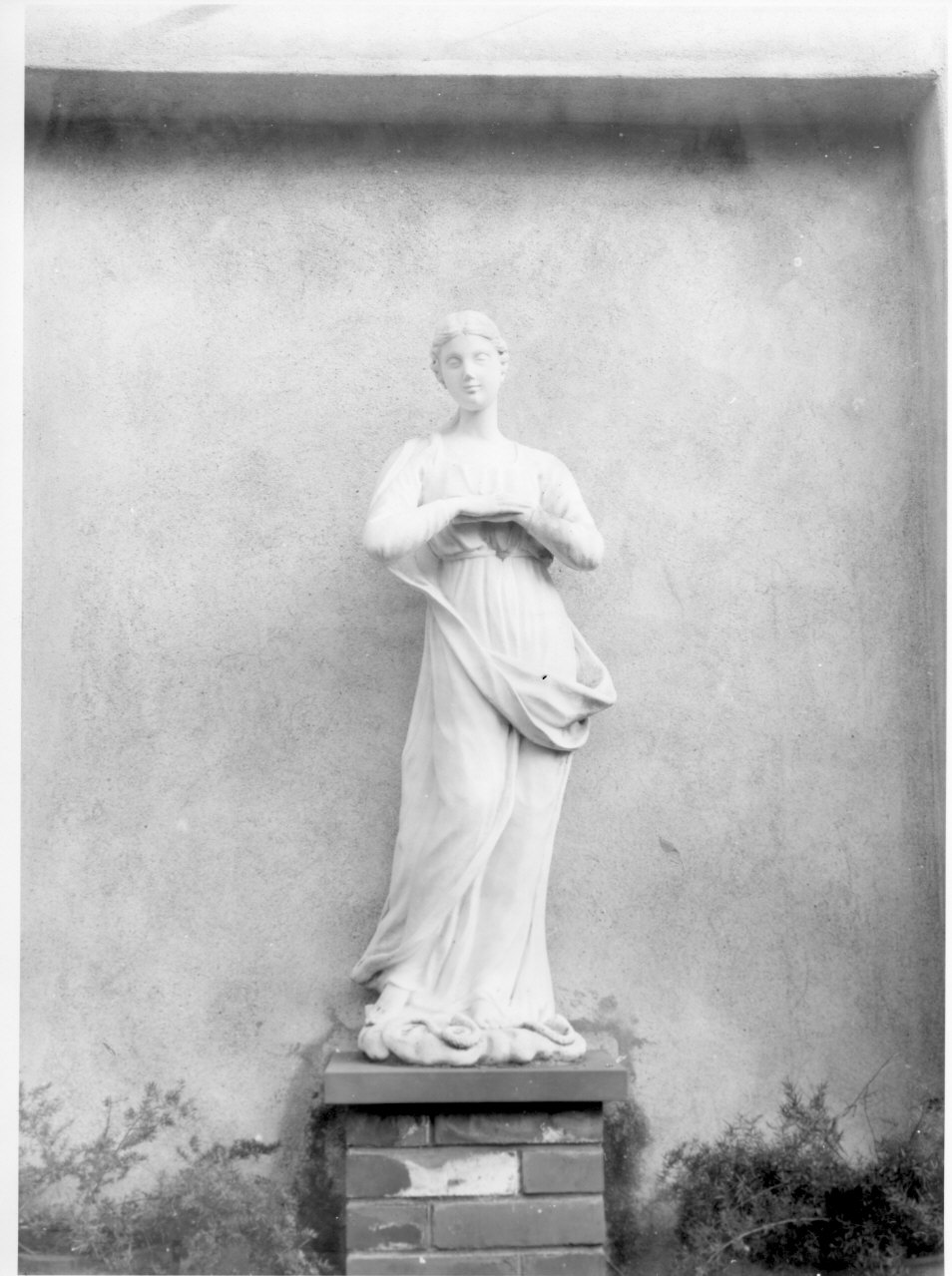 Immacolata Concezione (statua, opera isolata) - bottega italiana (sec. XIX)