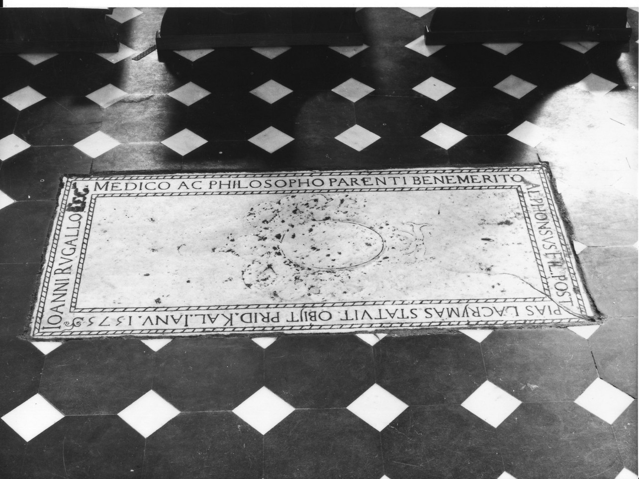 lastra tombale, opera isolata - bottega ligure (sec. XVI)