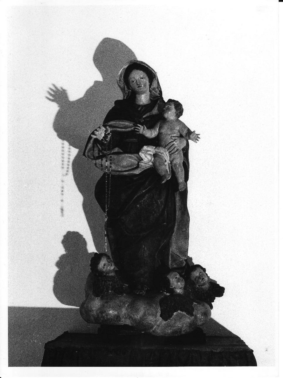 Madonna del Rosario (gruppo scultoreo, opera isolata) di Maragliano Anton Maria (bottega) (secondo quarto sec. XVIII)