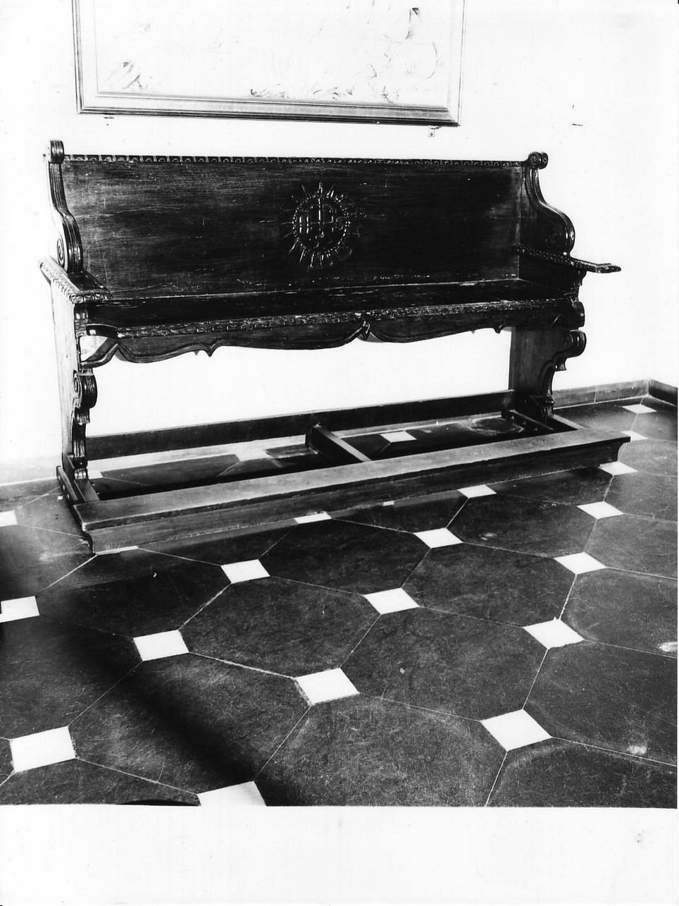 monogramma cristologico (panca, opera isolata) - bottega italiana (sec. XIX)