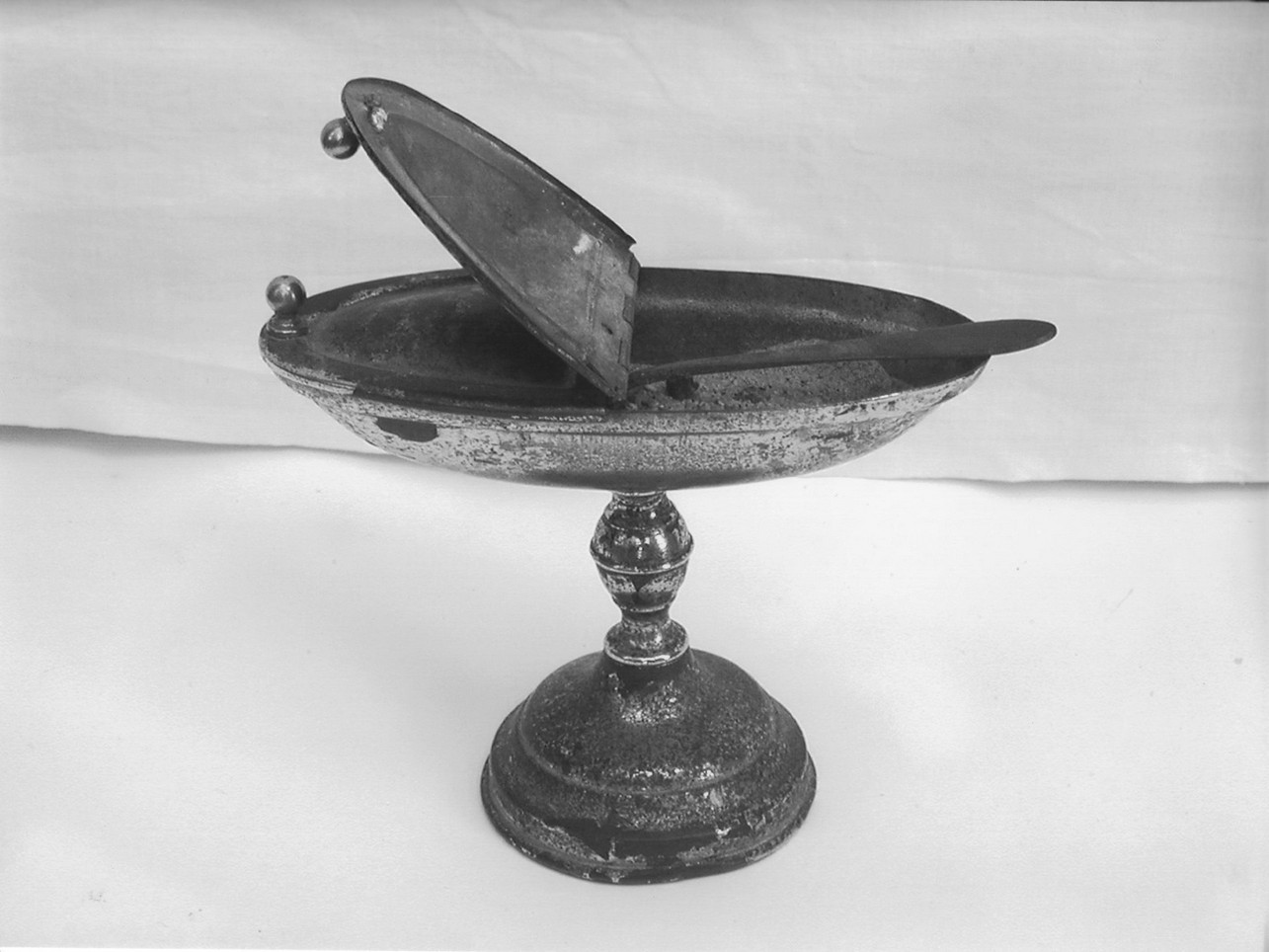navicella portaincenso, opera isolata - bottega ligure (sec. XIX)