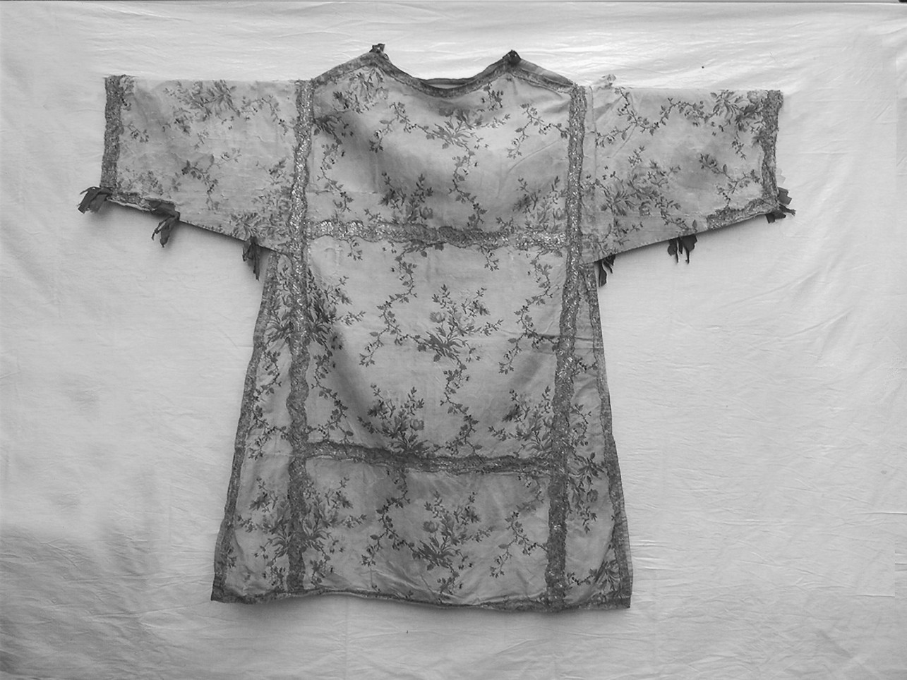 tunicella, coppia - manifattura ligure (seconda metà sec. XVIII)