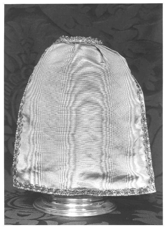 conopeo di pisside, opera isolata - manifattura ligure (sec. XIX)