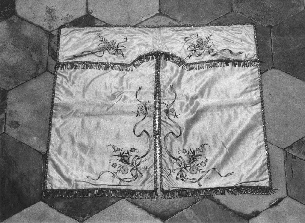 conopeo, opera isolata di Lombardi Silvia (metà sec. XX)