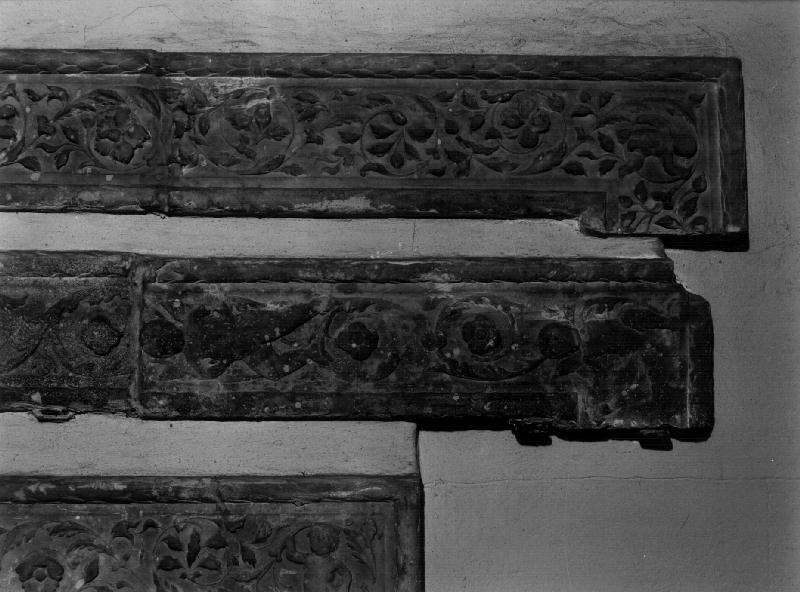 angioletti (cornice, frammento) di Gagini Pace (inizio sec. XVI)