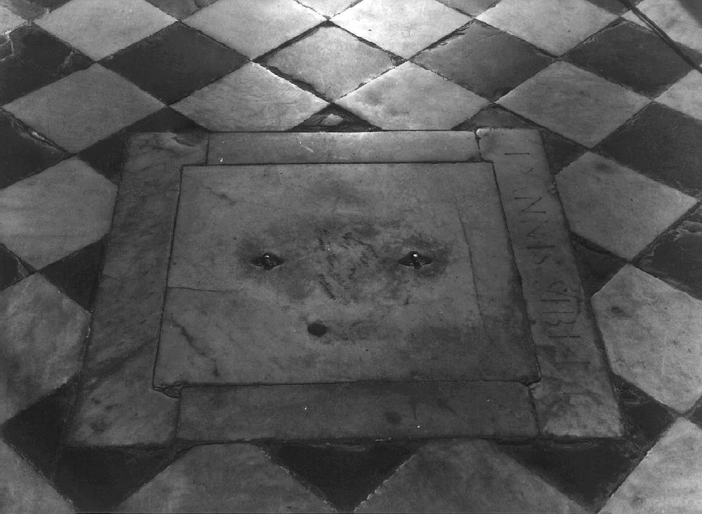 lastra tombale, opera isolata - ambito ligure (secondo quarto sec. XVI)