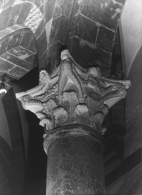 capitello, opera isolata - ambito romano (sec. II)