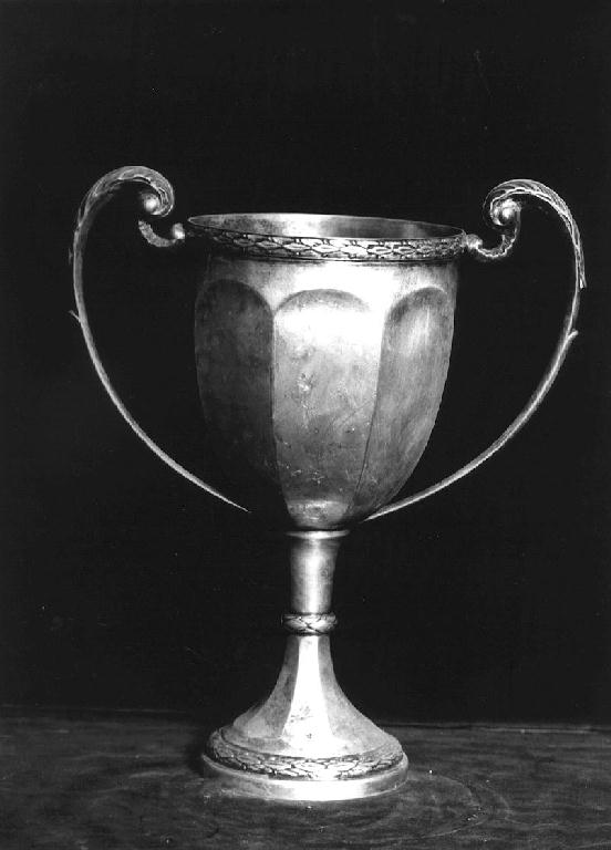 calice ansato - produzione italiana (prima metà sec. XX)