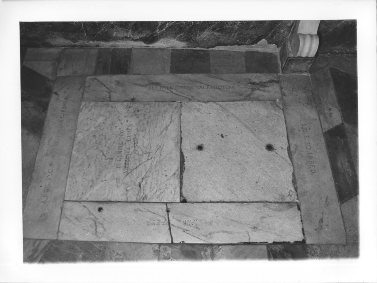 lastra tombale, opera isolata - ambito ligure (ultimo quarto sec. XVIII)