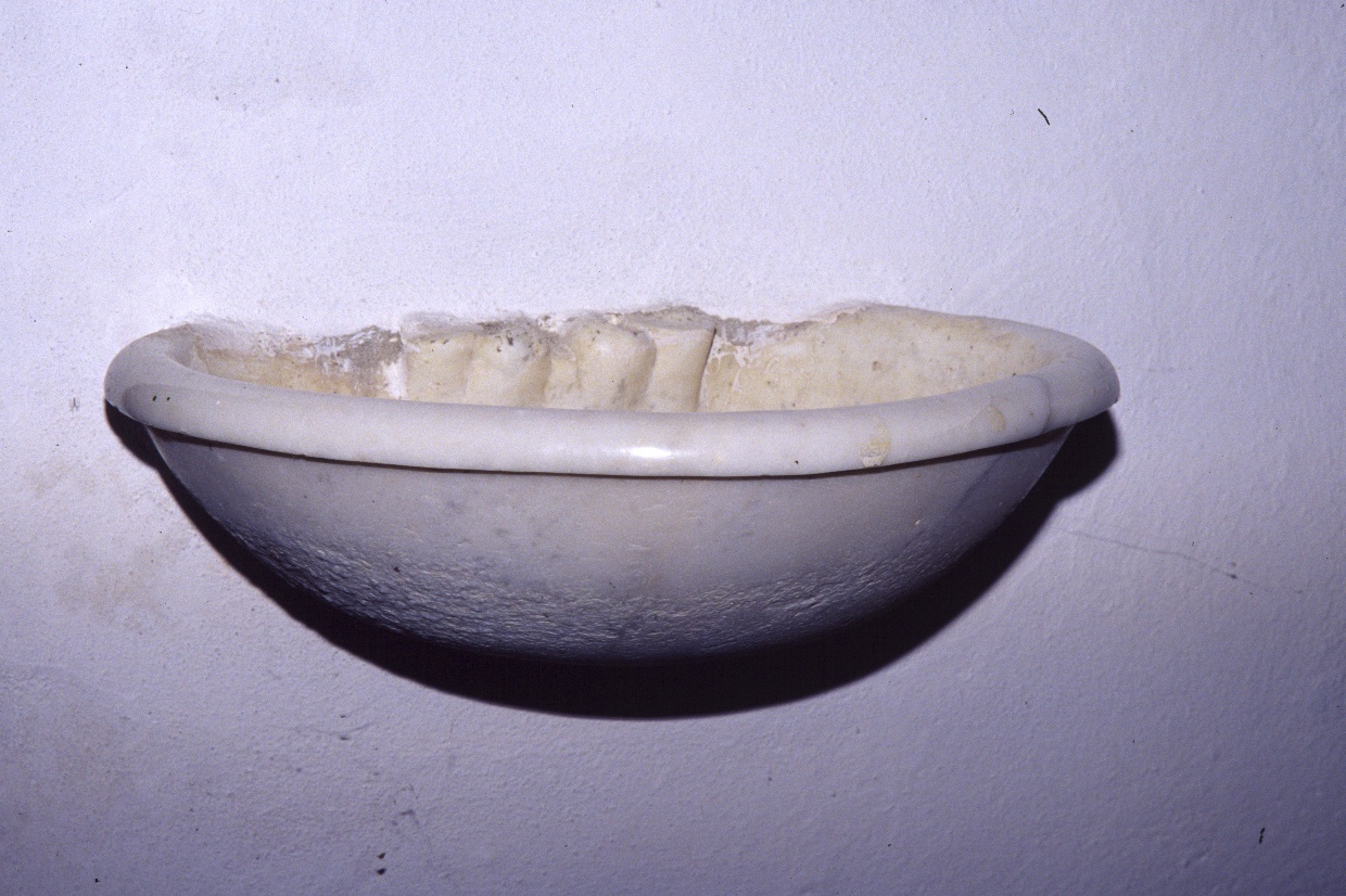 acquasantiera - a conchiglia, serie - PRODUZIONE LIGURE (ultimo quarto sec. XVIII)