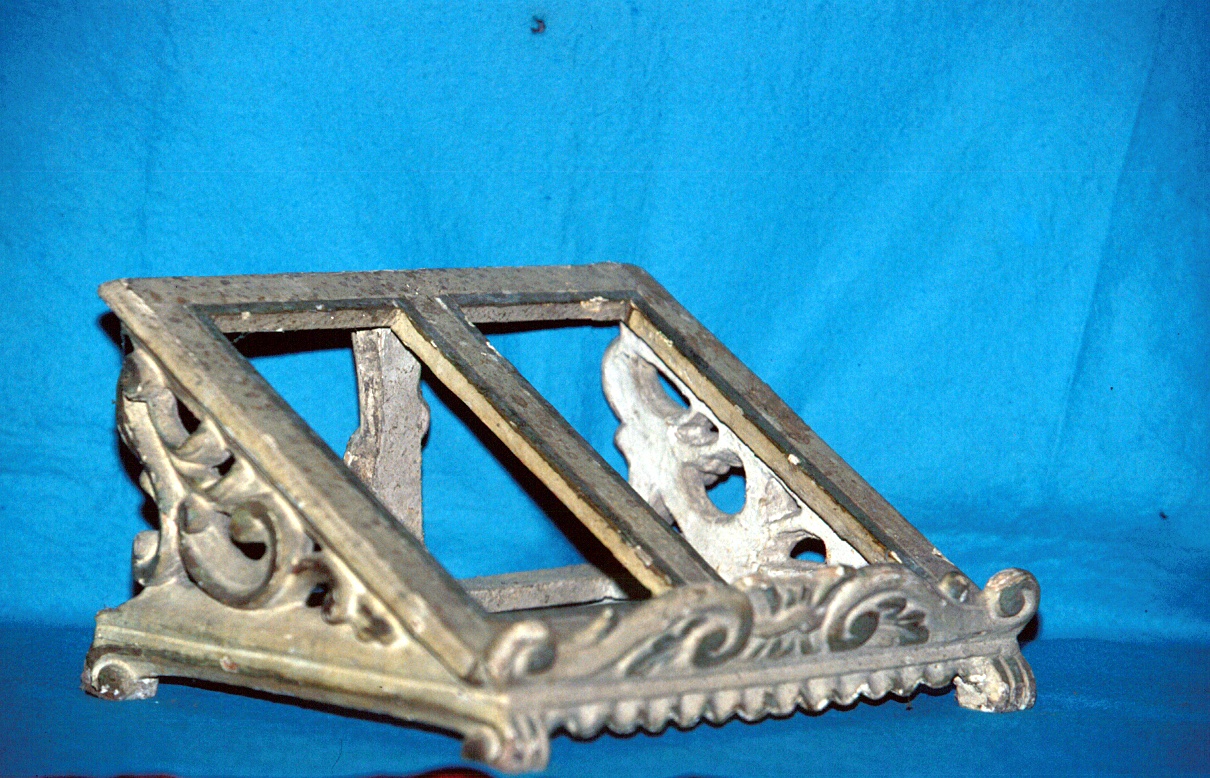 leggio d'altare, opera isolata - ambito ligure (fine/inizio secc. XVIII/ XIX)