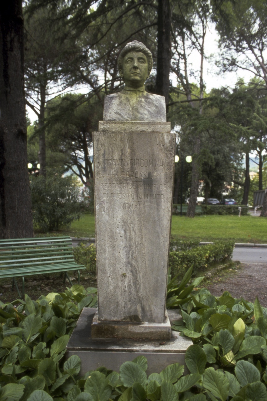 monumento, opera isolata - bottega ligure (prima metà sec. XX)