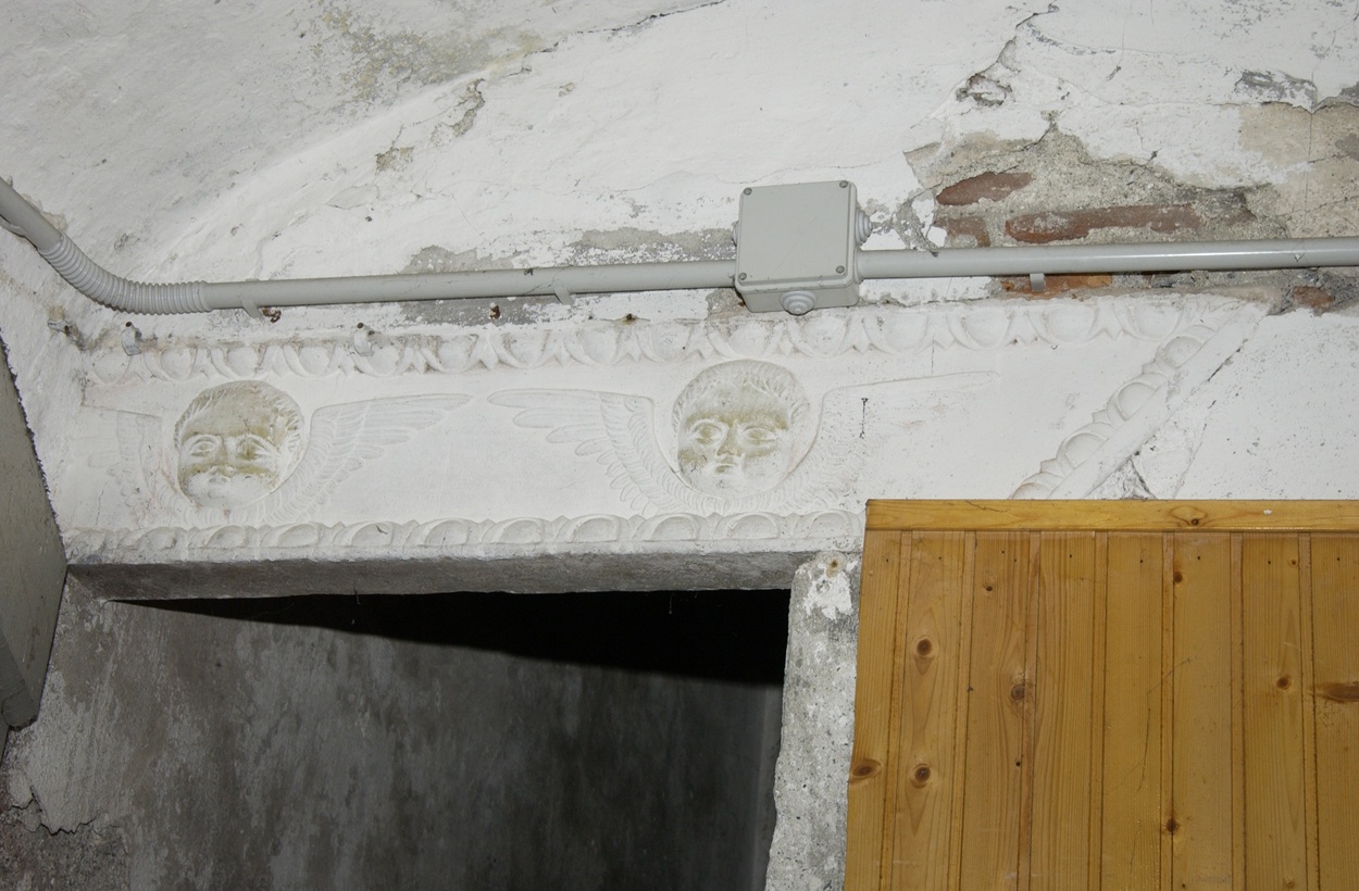 rilievo, frammento - PRODUZIONE LIGURE (seconda metà sec. XV)