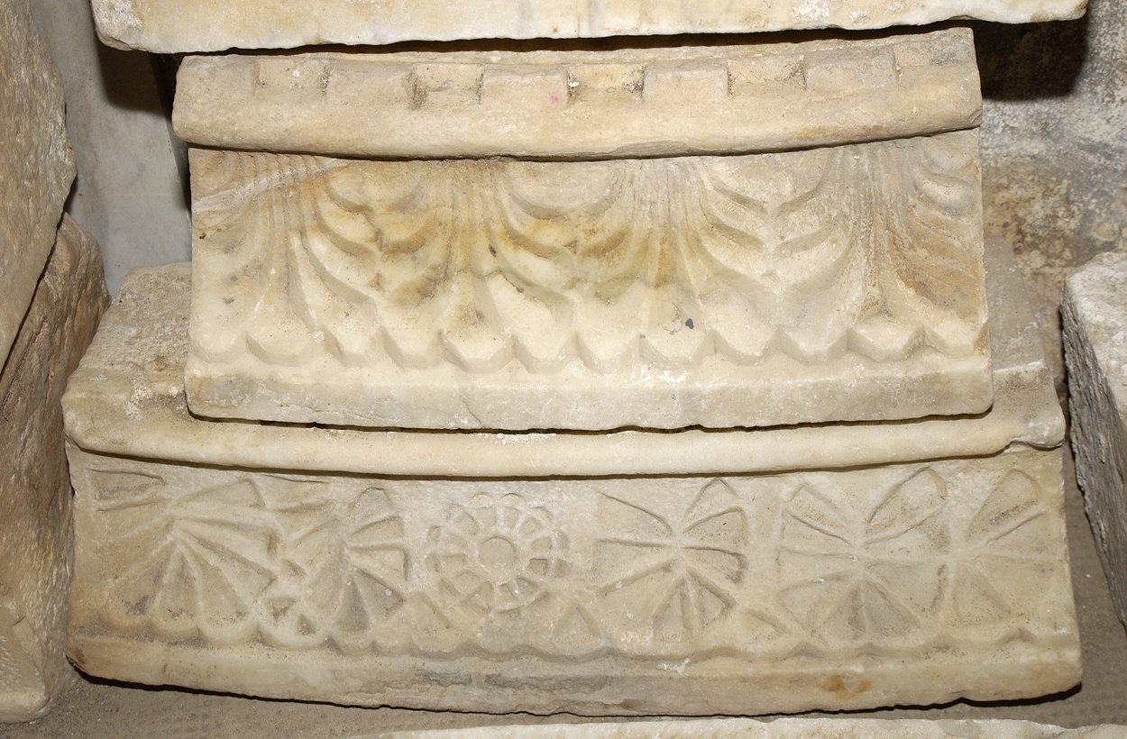 portale maggiore, frammento - bottega ligure (metà sec. XIV)