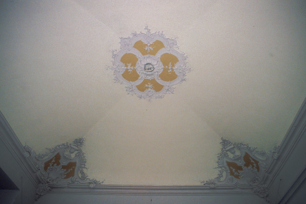 Motivi decorativi a girali (decorazione plastica, complesso decorativo) - ambito ligure (ultimo quarto sec. XVIII)