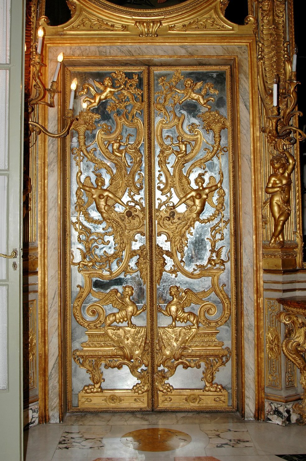 porta, serie di Crosa di Vergagni Giuseppe (secondo quarto sec. XX)