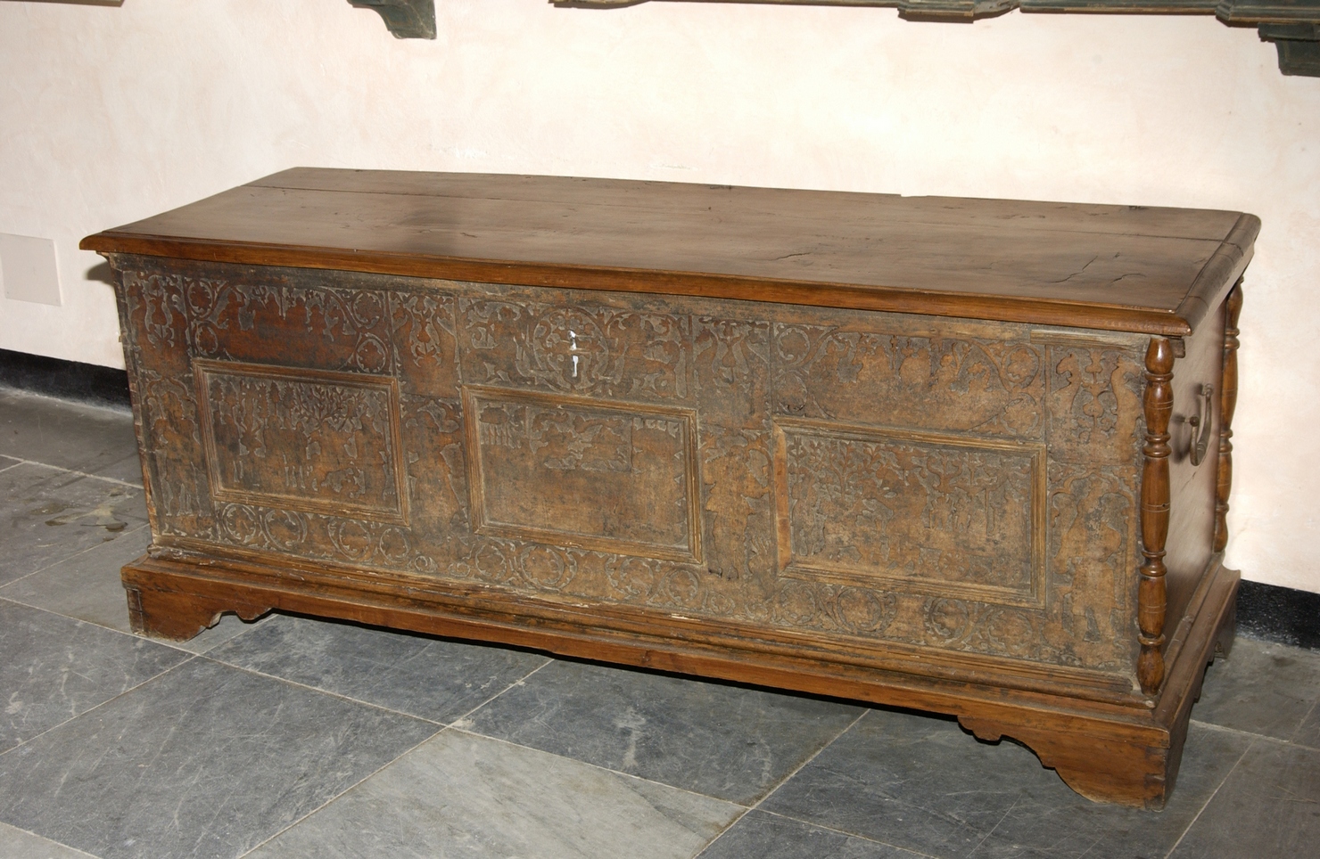 cassone, opera isolata - produzione ligure (?) (ultimo quarto sec. XVII)