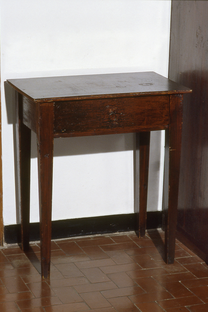 tavolino, opera isolata - PRODUZIONE GENOVESE (sec. XIX)